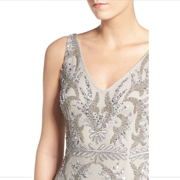 NWT Adrianna Papell V-Neck Beaded Embroidered Gown in Platinum‎ [ PETITE 2P ] - Picture 2 of 16